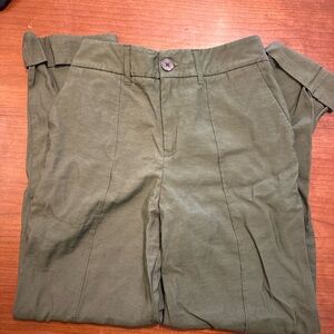 Women’s trousers